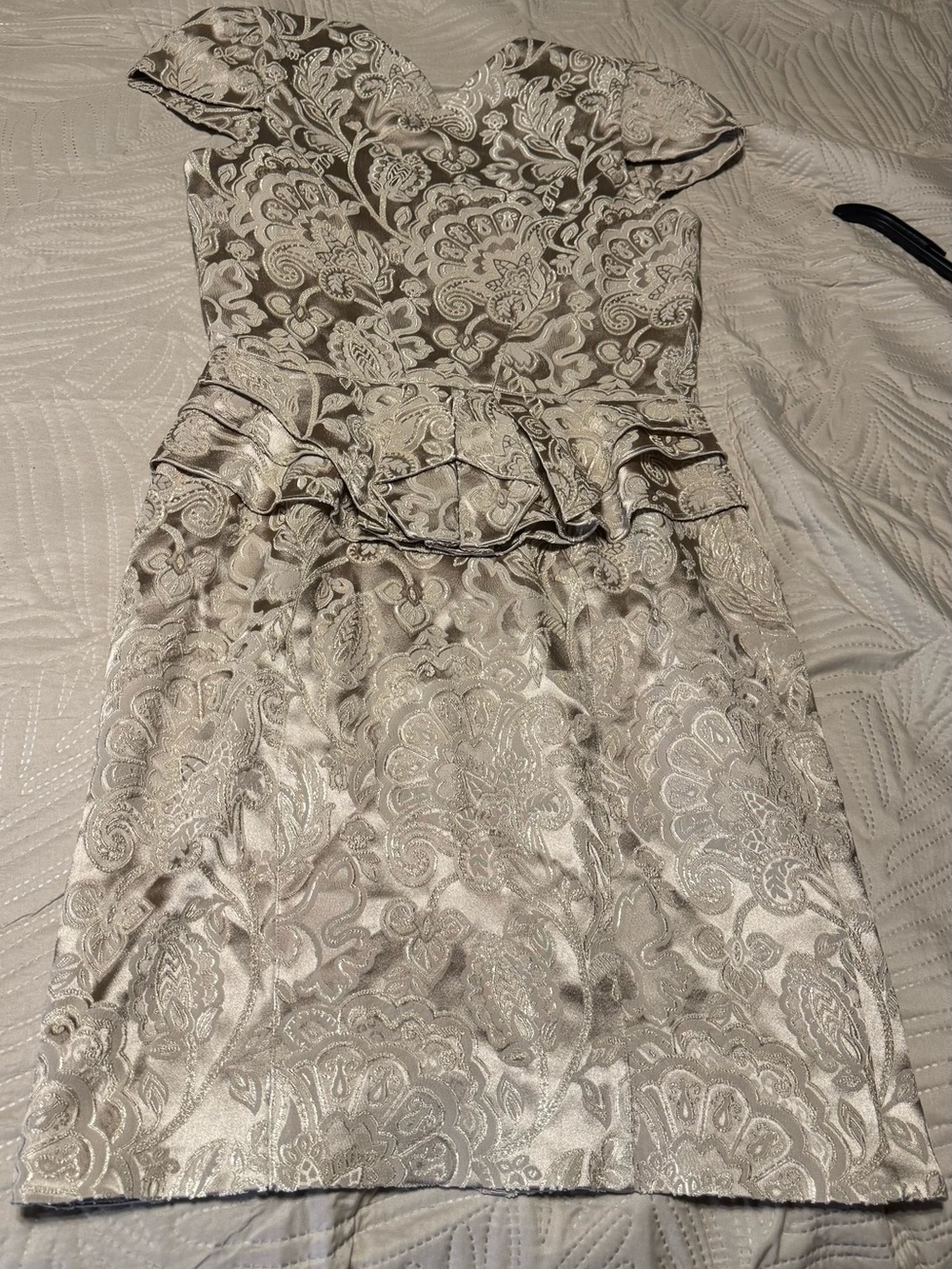 Temperley London Silver-White Paisley Brocade Peplum Dress Sz 8 High Fashion